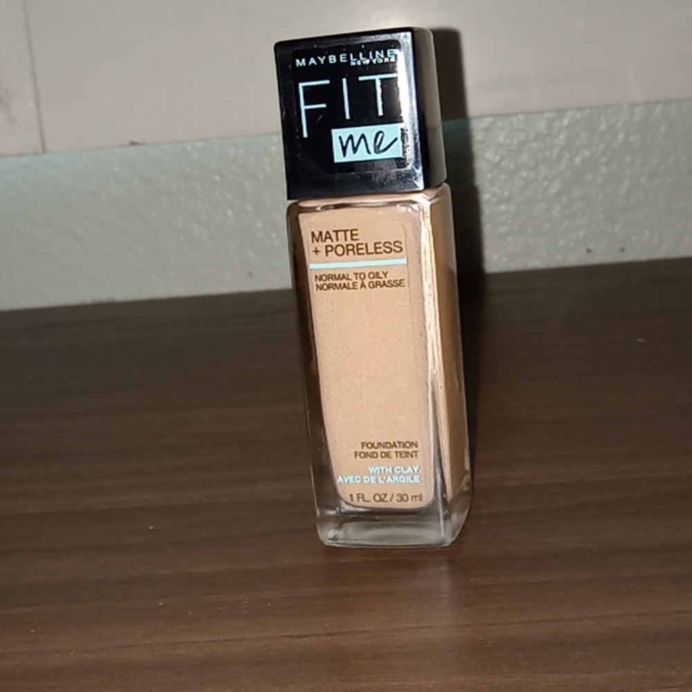 Maybelline Fit me foundation